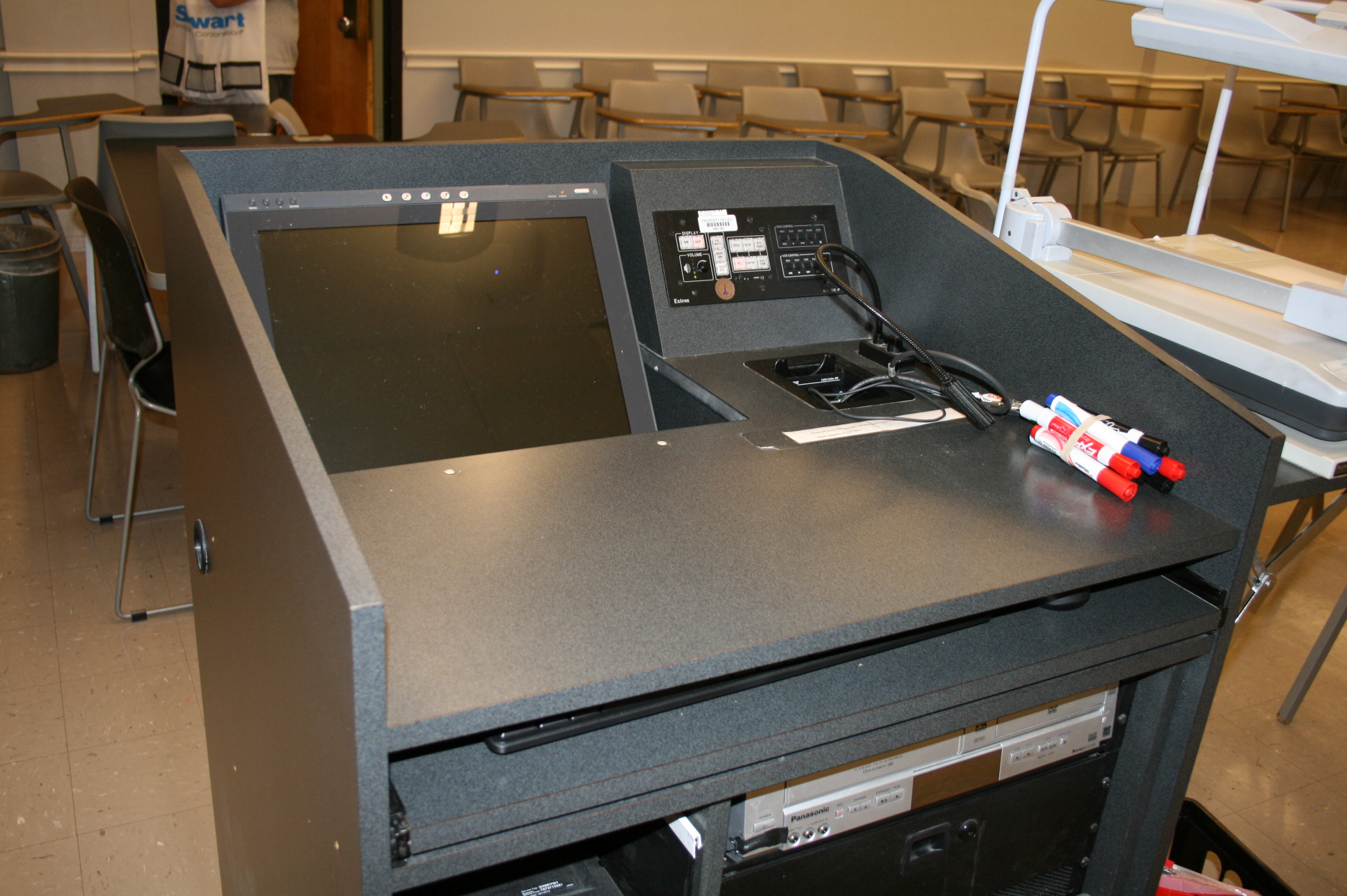 Multimedia teaching desk available in Lockett 285.